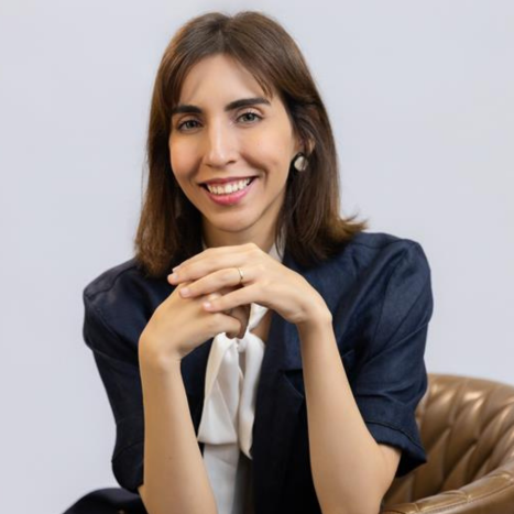 Profa. Isadora Moura Fé